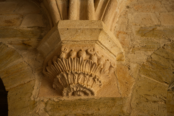 mensula de la sala capitular del monasterio e Carracedo